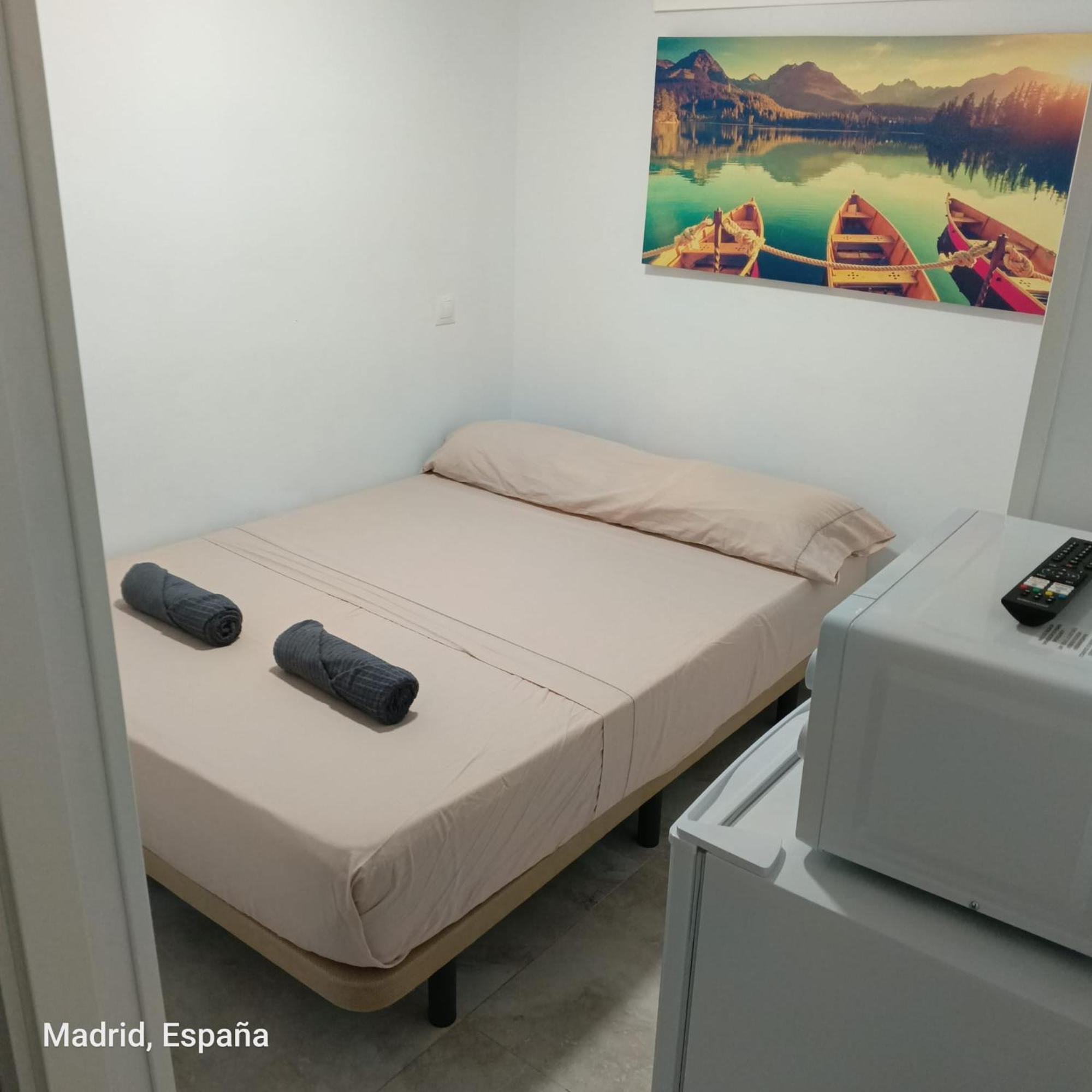 Hospedaje La Campana, Madrid